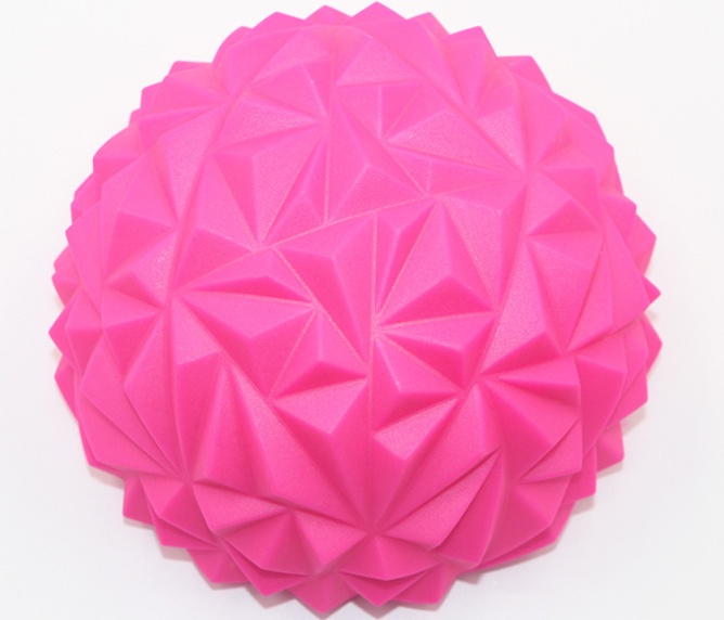 Hard hand holding thorn ball